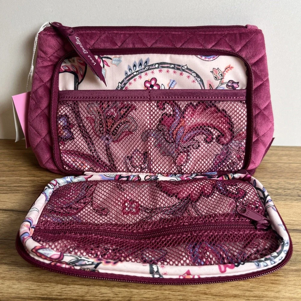 Vera Bradley Majestic Magenta Compact Organizer For Breast‎ Cancer Awareness NWT